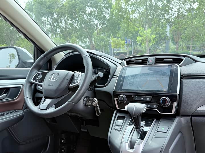 Фото 11 - Honda CR-V