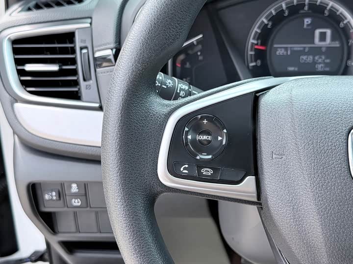 Фото 14 - Honda CR-V