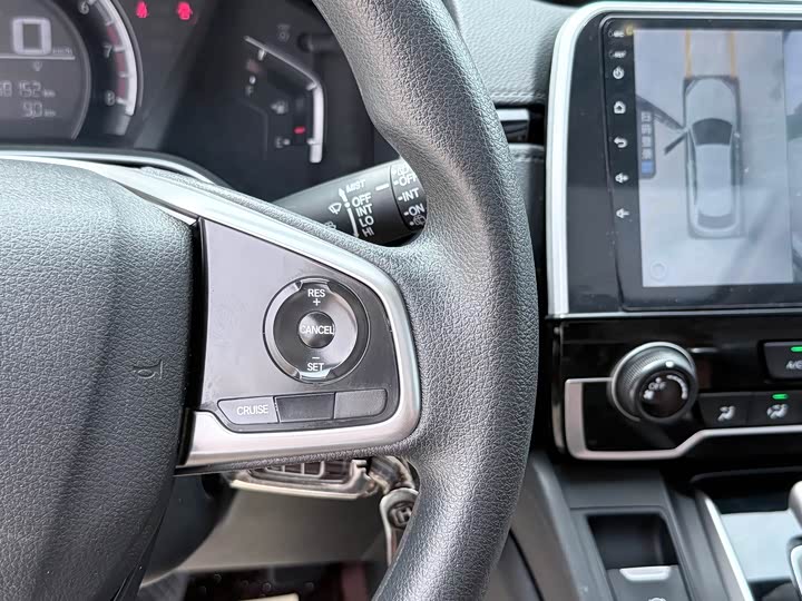 Фото 15 - Honda CR-V