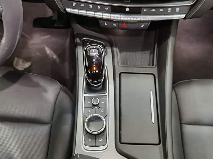 Фото 13 - Cadillac CT5