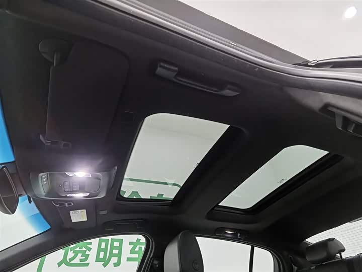 Фото 14 - Cadillac CT5