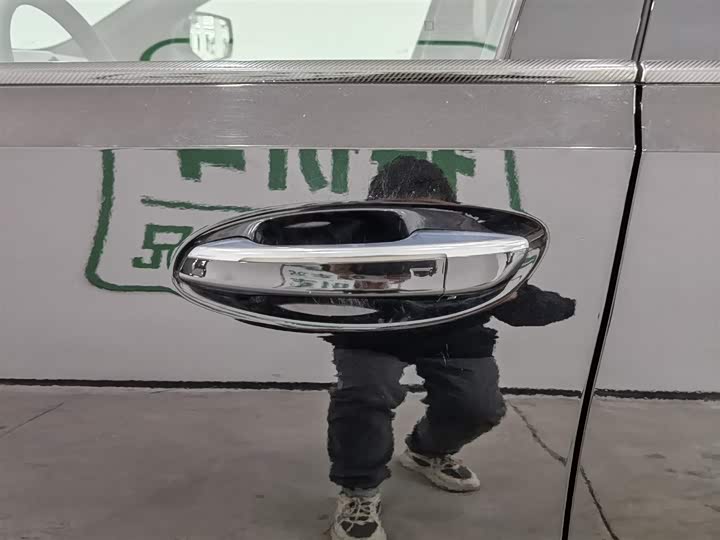 Фото 18 - Cadillac CT5