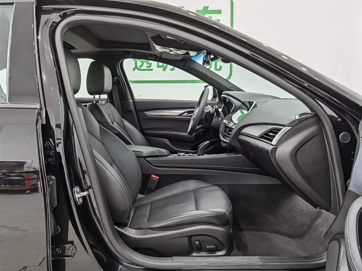 Фото 23 - Cadillac CT5