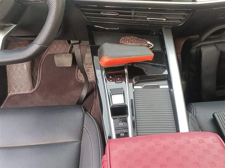 Фото 14 - MG Motor One