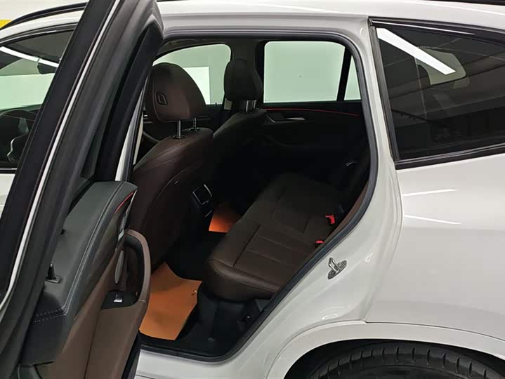 Фото 11 - BMW X3