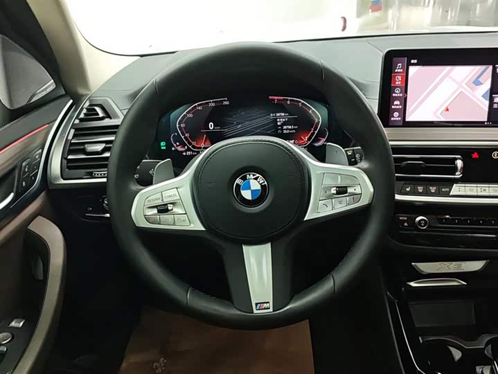 Фото 15 - BMW X3