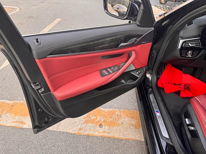 Фото 7 - BMW 5 Series