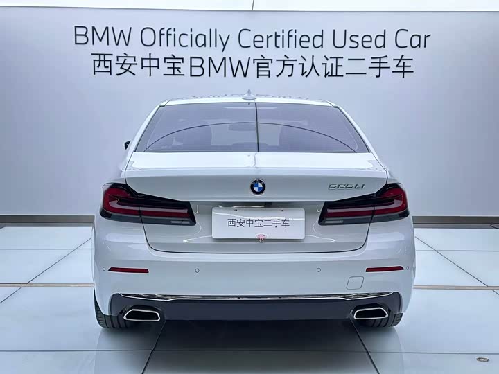 Фото 4 - BMW 5 Series