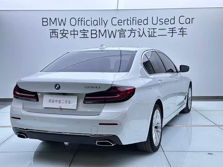 Фото 5 - BMW 5 Series