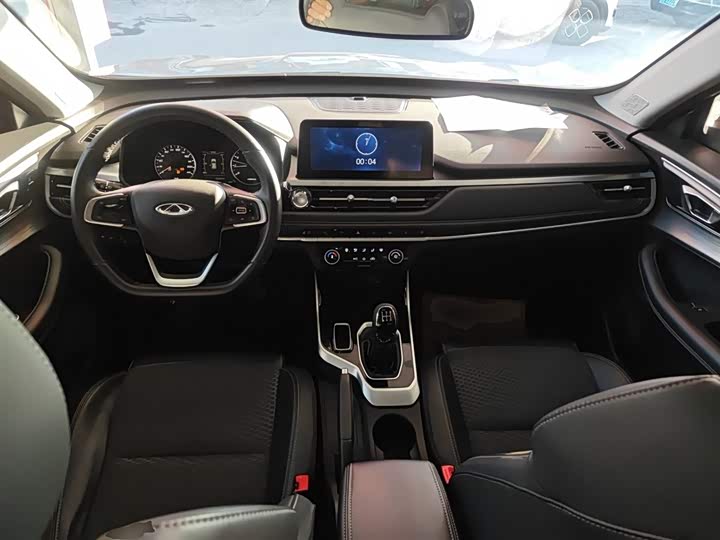 Фото 10 - Chery Tiggo 5x