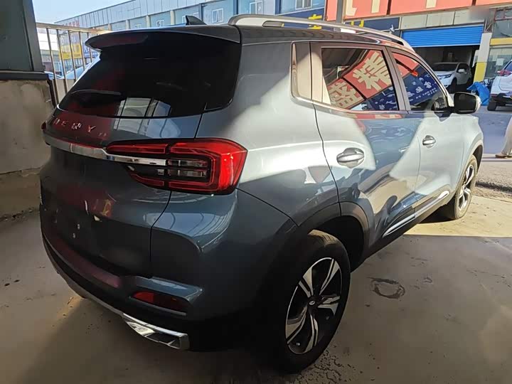 Фото 7 - Chery Tiggo 5x