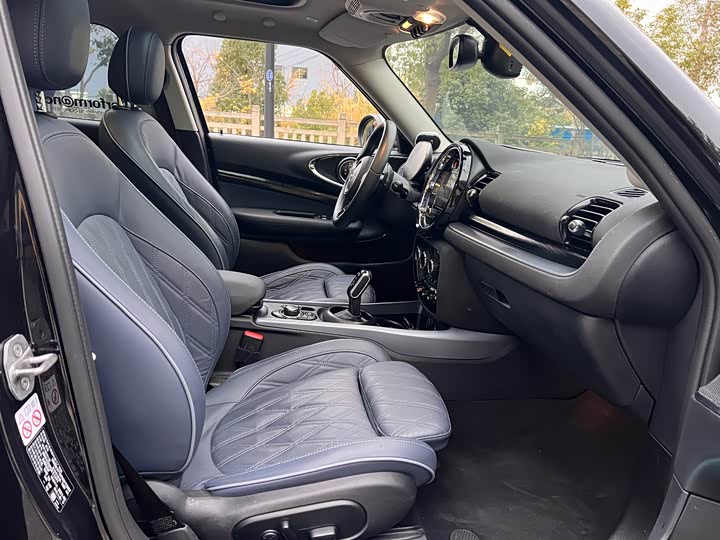 Фото 12 - Mini Clubman