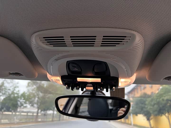 Фото 16 - Mini Clubman