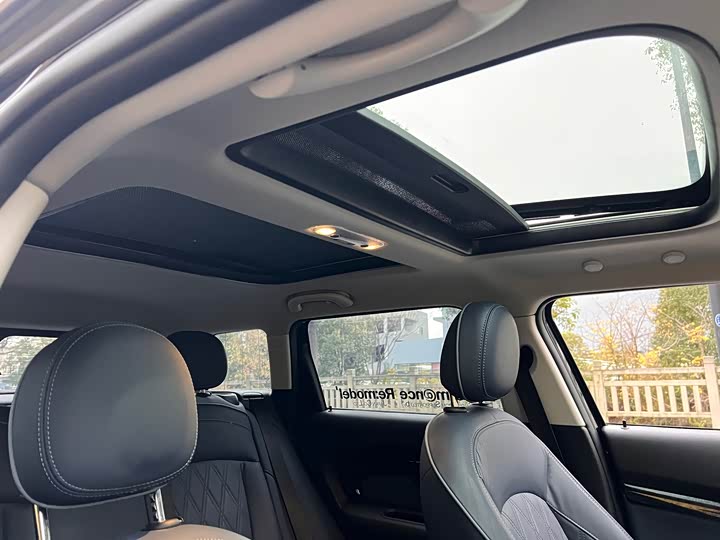 Фото 17 - Mini Clubman