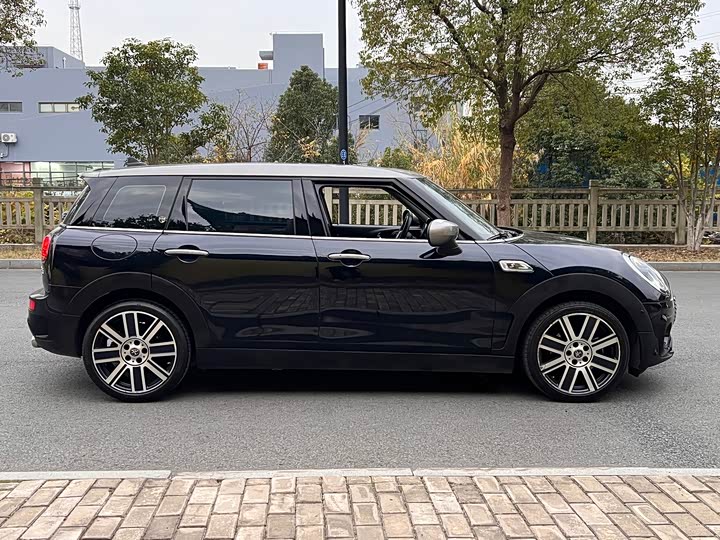 Фото 4 - Mini Clubman