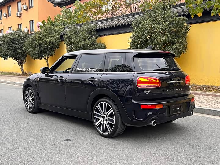 Фото 7 - Mini Clubman