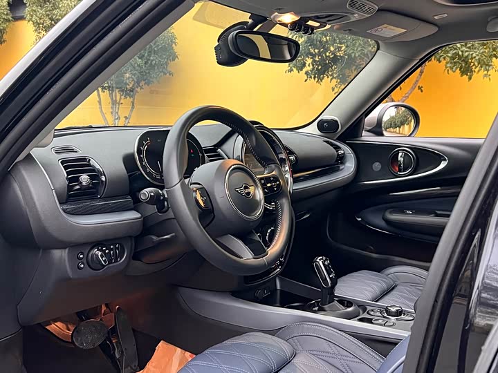 Фото 8 - Mini Clubman