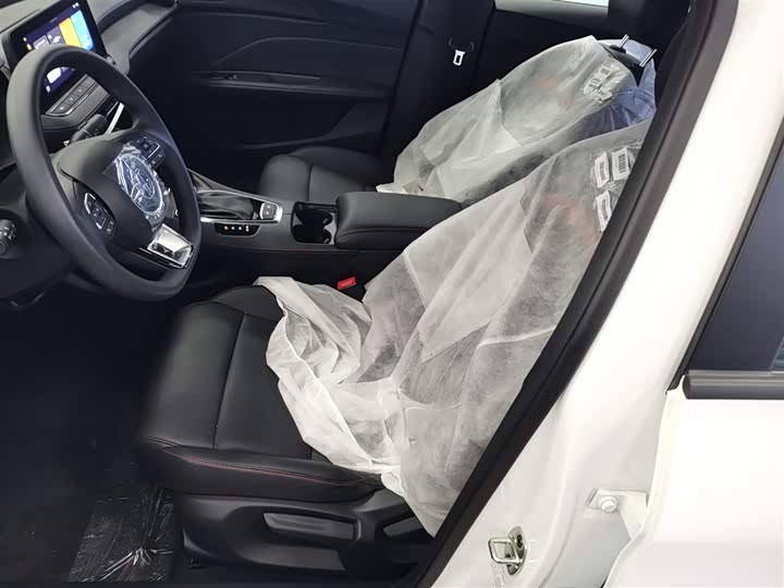 Фото 15 - MG Motor 5