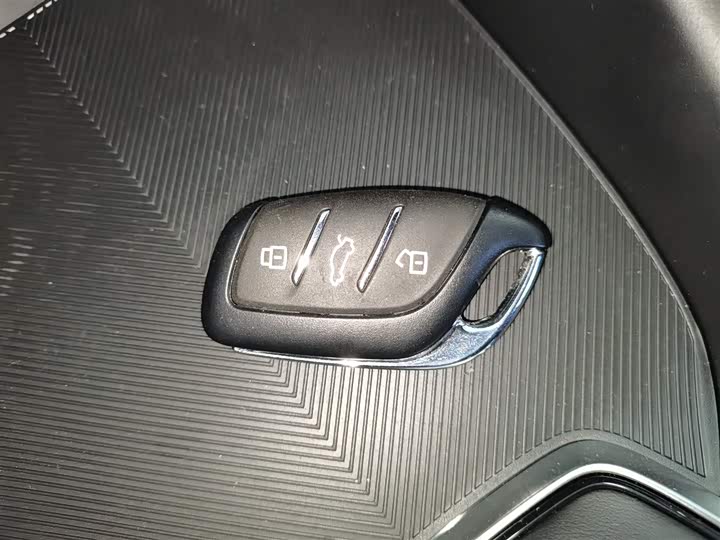 Фото 9 - MG Motor 5