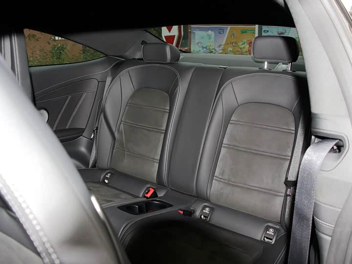 Фото 15 - Mercedes-Benz C-Class AMG