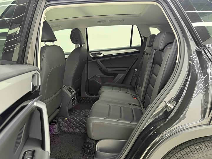 Фото 5 - Volkswagen Tayron