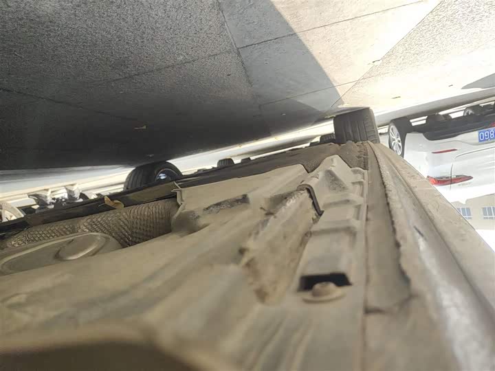 Фото 22 - Audi A4L