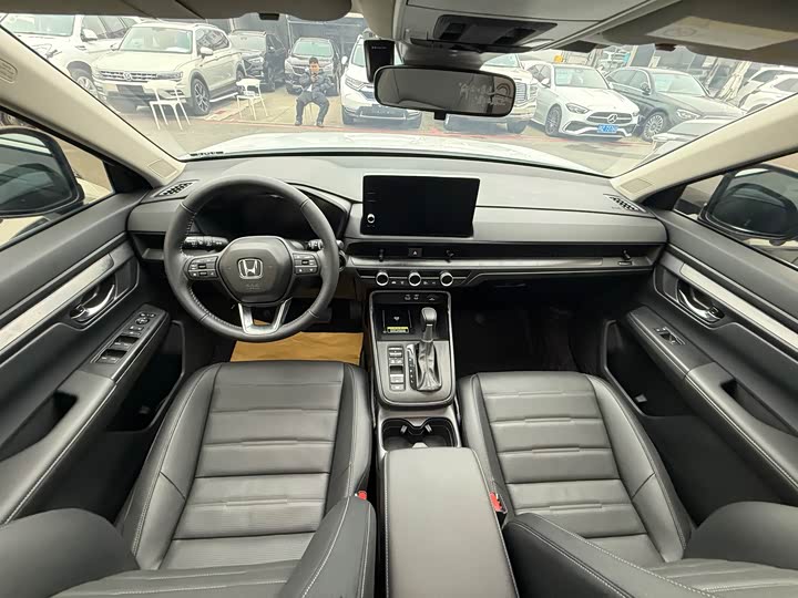 Фото 14 - Honda CR-V