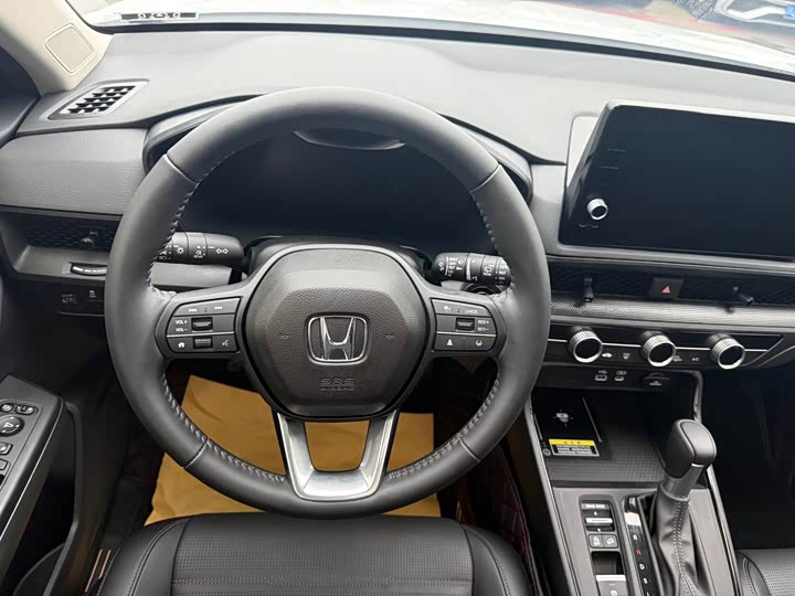 Фото 17 - Honda CR-V