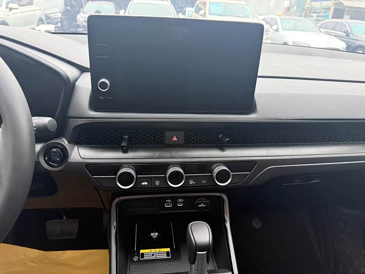 Фото 18 - Honda CR-V