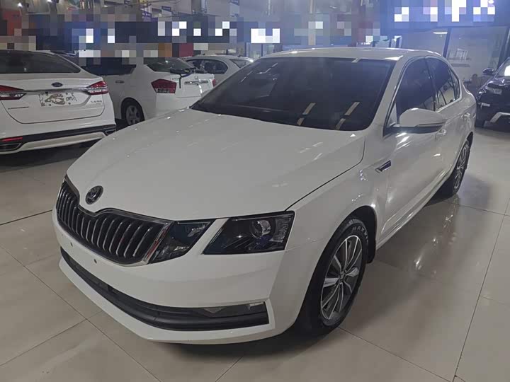 Фото 1 - Skoda Octavia Pro