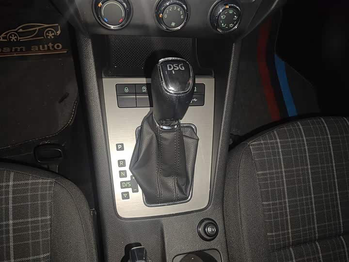 Фото 14 - Skoda Octavia Pro