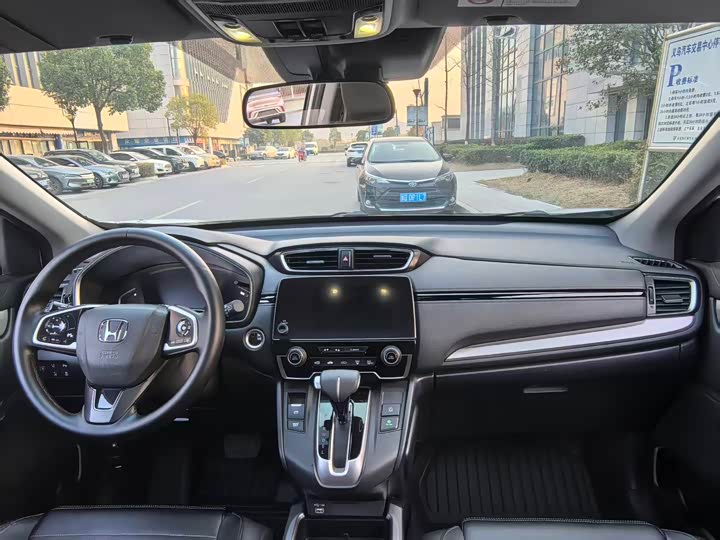 Фото 12 - Honda CR-V