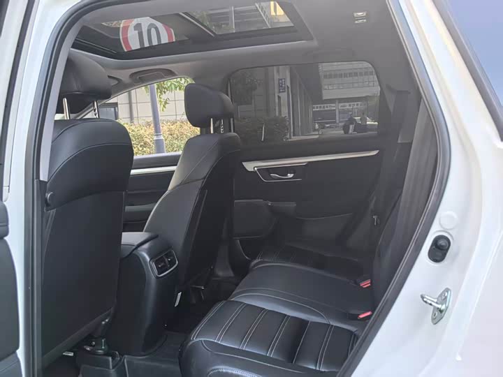 Фото 9 - Honda CR-V