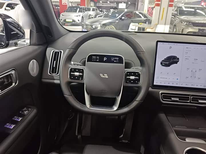 Фото 11 - LiXiang L7