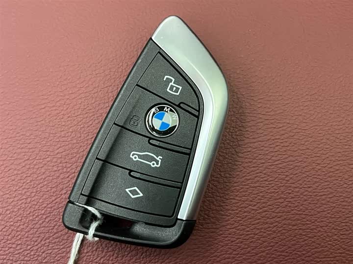 Фото 17 - BMW i3