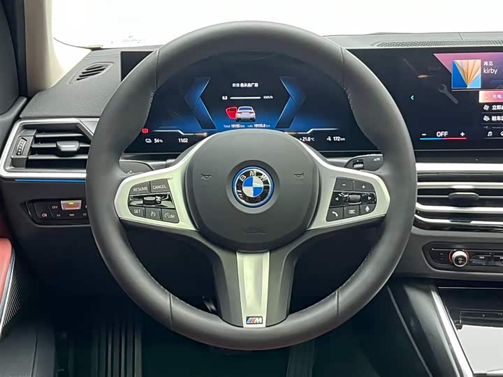 Фото 19 - BMW i3