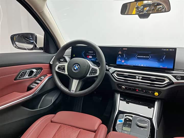 Фото 23 - BMW i3