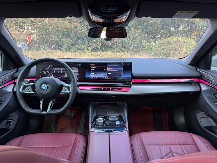 Фото 4 - BMW 5 Series