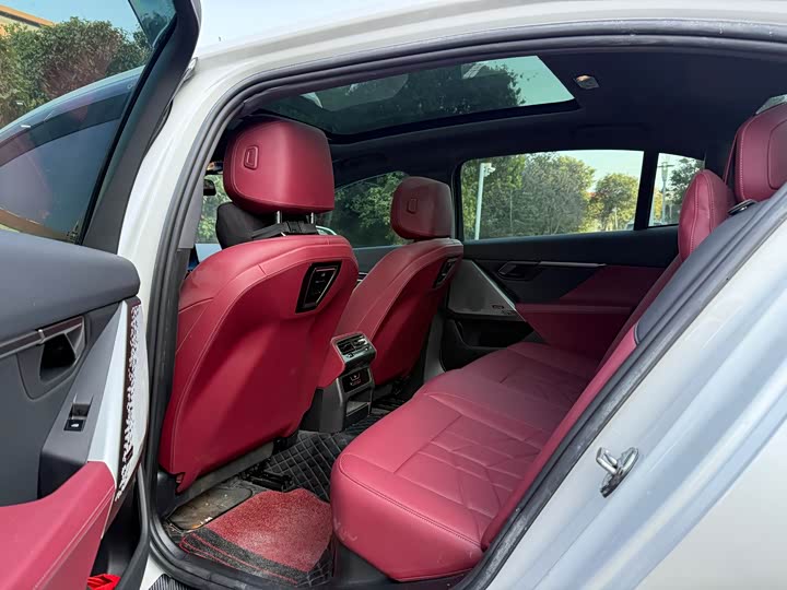 Фото 8 - BMW 5 Series