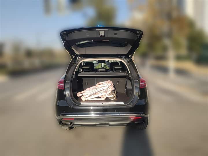 Фото 15 - Hongqi HS5