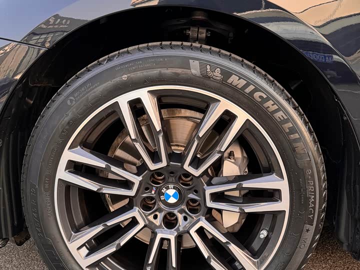 Фото 6 - BMW 5 Series