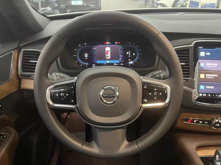 Фото 5 - Volvo XC90