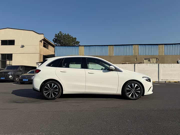 Фото 15 - Mercedes-Benz B-Class