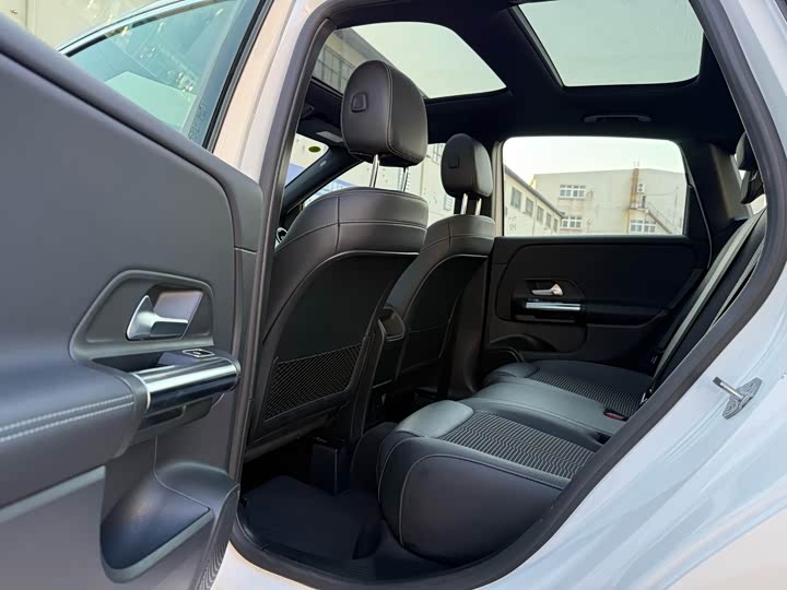 Фото 16 - Mercedes-Benz B-Class