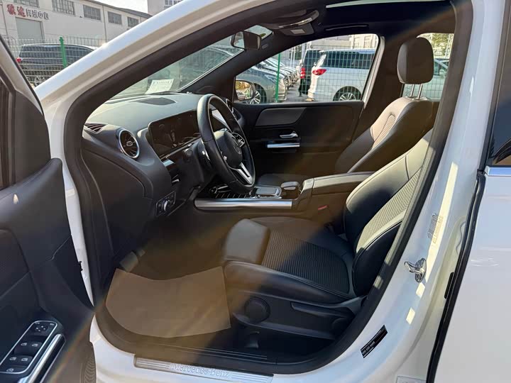 Фото 18 - Mercedes-Benz B-Class