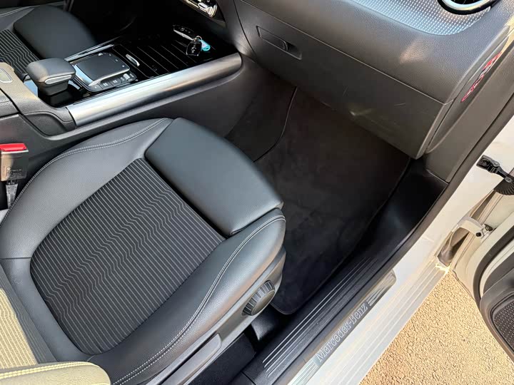 Фото 21 - Mercedes-Benz B-Class