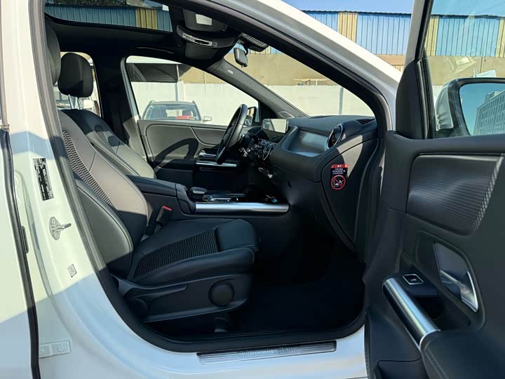 Фото 22 - Mercedes-Benz B-Class