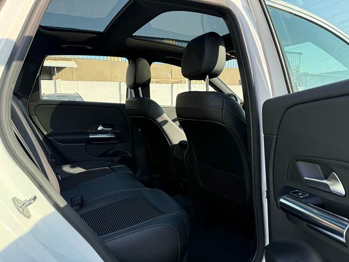 Фото 26 - Mercedes-Benz B-Class