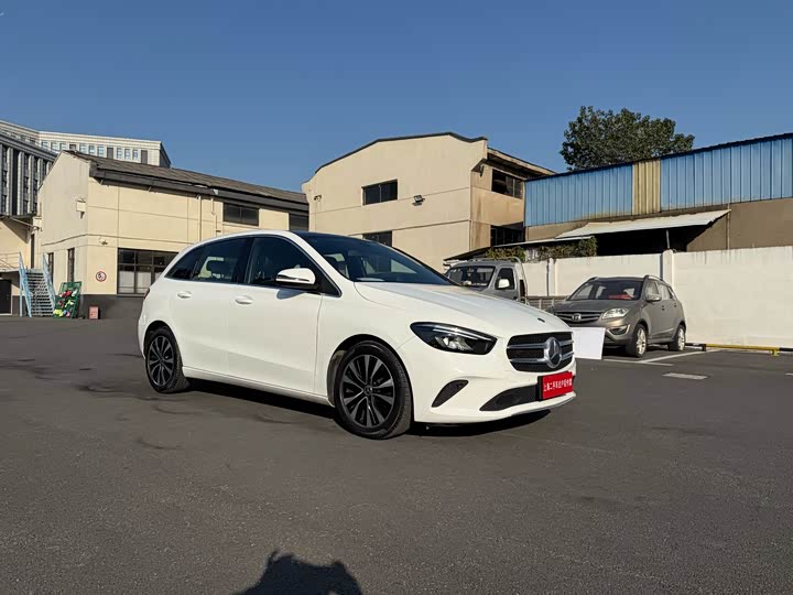 Фото 30 - Mercedes-Benz B-Class