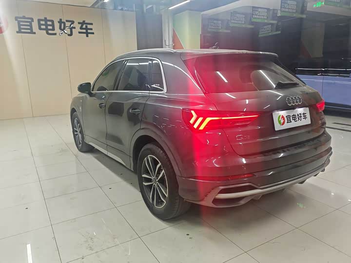 Фото 3 - Audi Q3